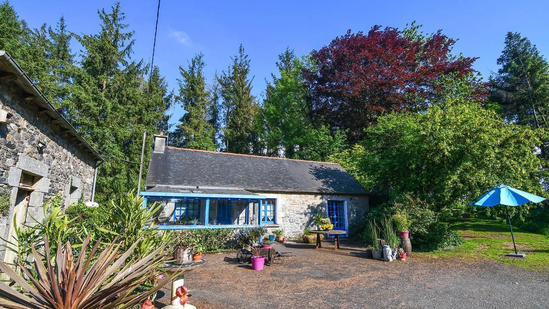 La Maison Bleue Lanfains